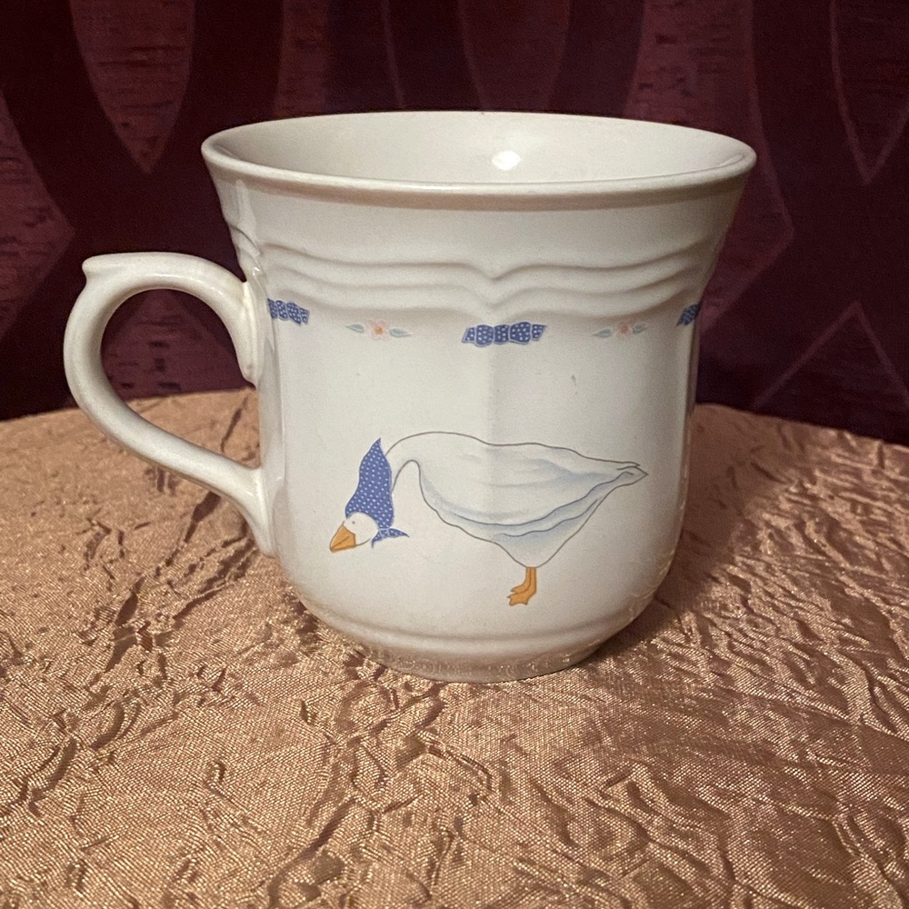 Vintage Newcor Stoneware Countryside Coffee Mug White Blue Geese Bow Tea Cup